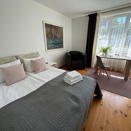 Guest House "8 Smilgos" クライペダ エクステリア 写真