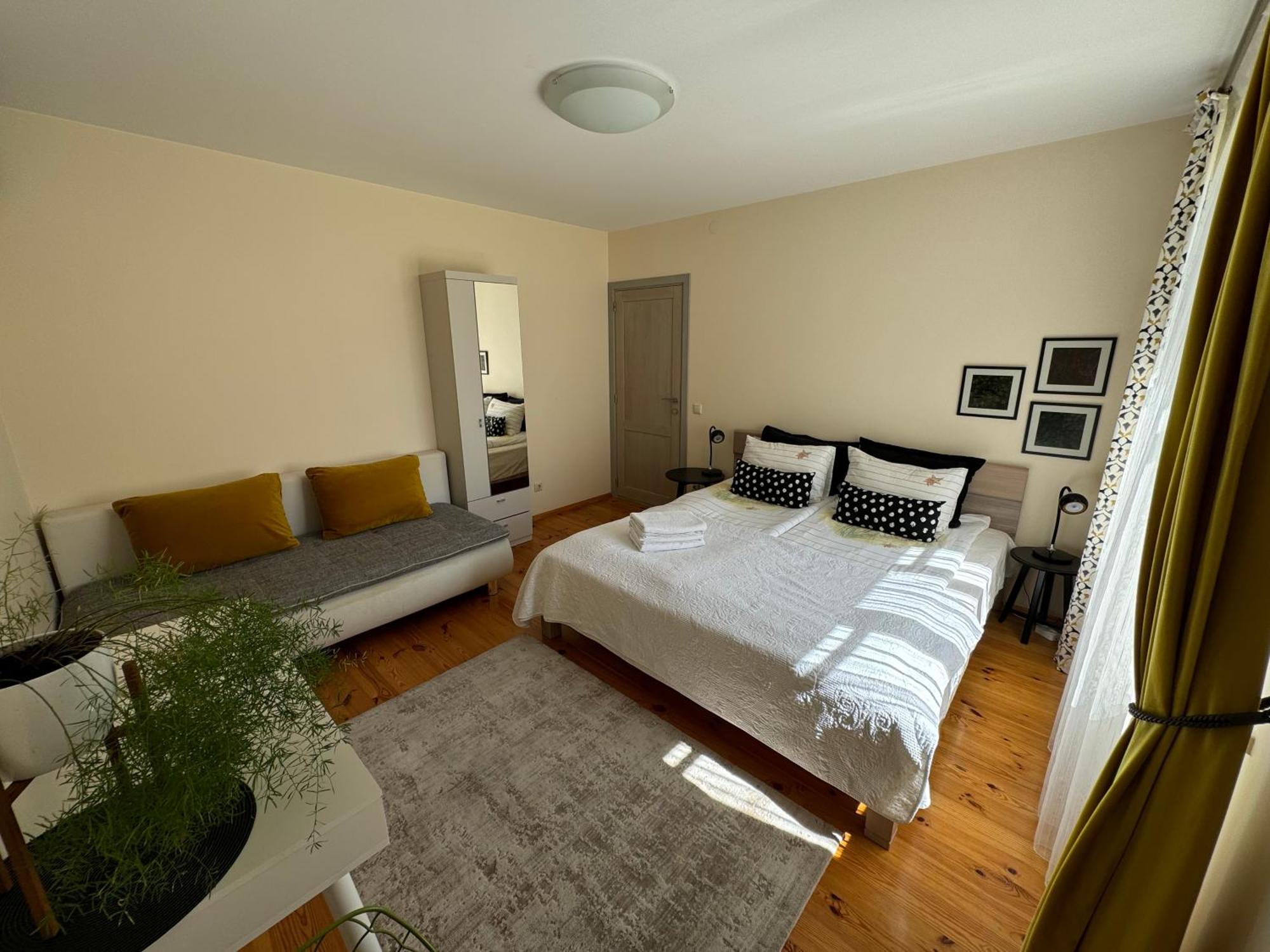 Guest House "8 Smilgos" クライペダ エクステリア 写真